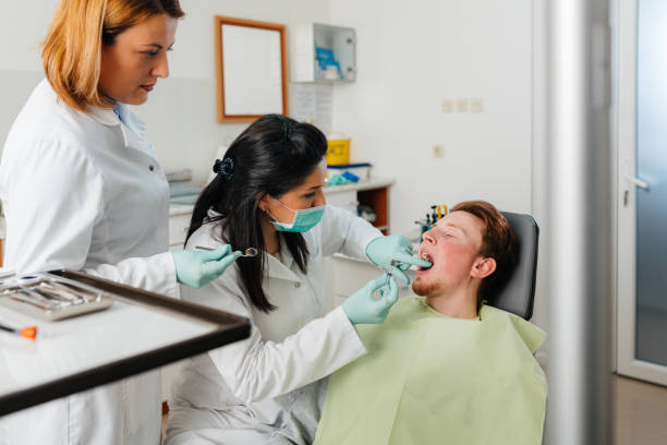 Best Emergency Dentist for Knocked-Out Tooth in Bovina, TX